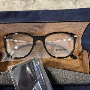 Burberry glass